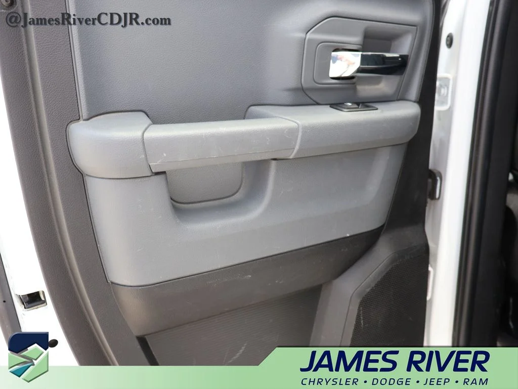 Used 2023 White Ram SLT image 16