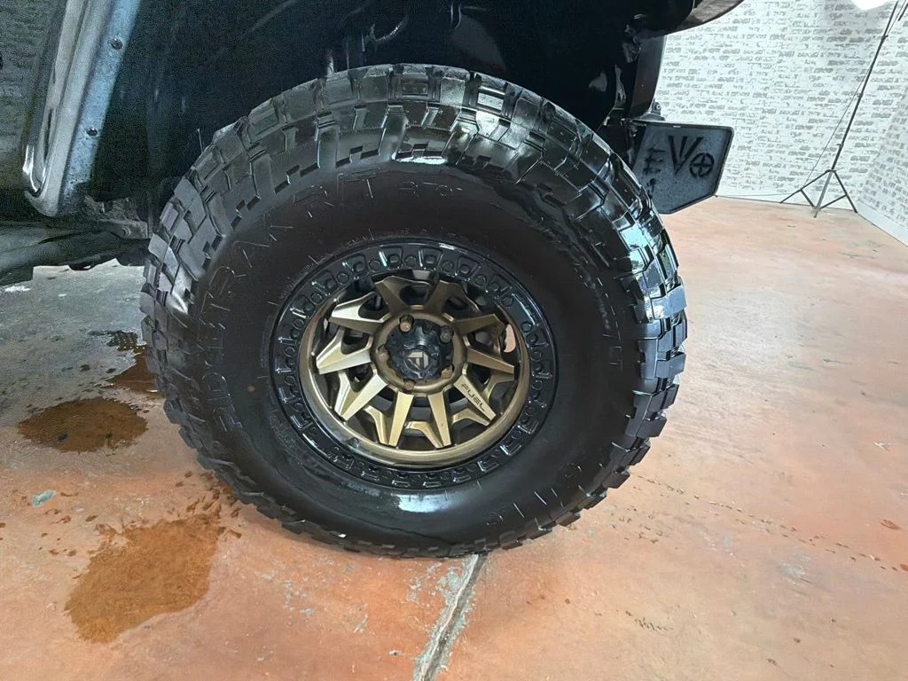 Used 2020 Black Clearcoat Jeep Sport image 10