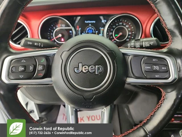 Used 2021 Bright White Clearcoat Jeep Unlimited Rubicon image 14