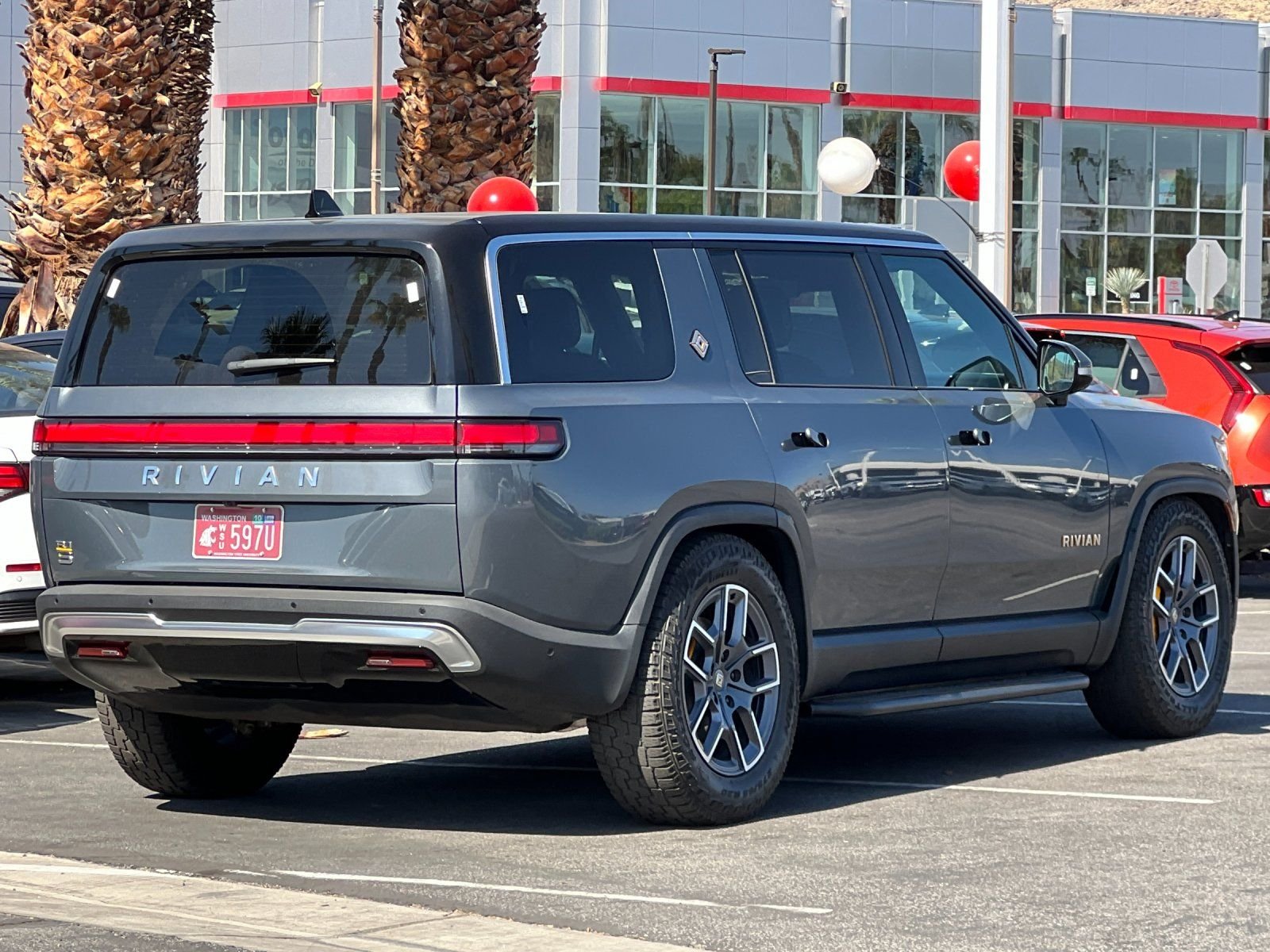 Used 2023  Rivian Adventure image 3