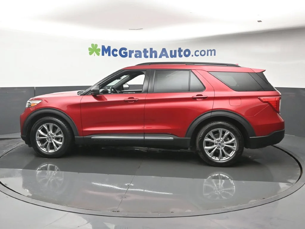 Used 2020 Red Ford XLT image 25