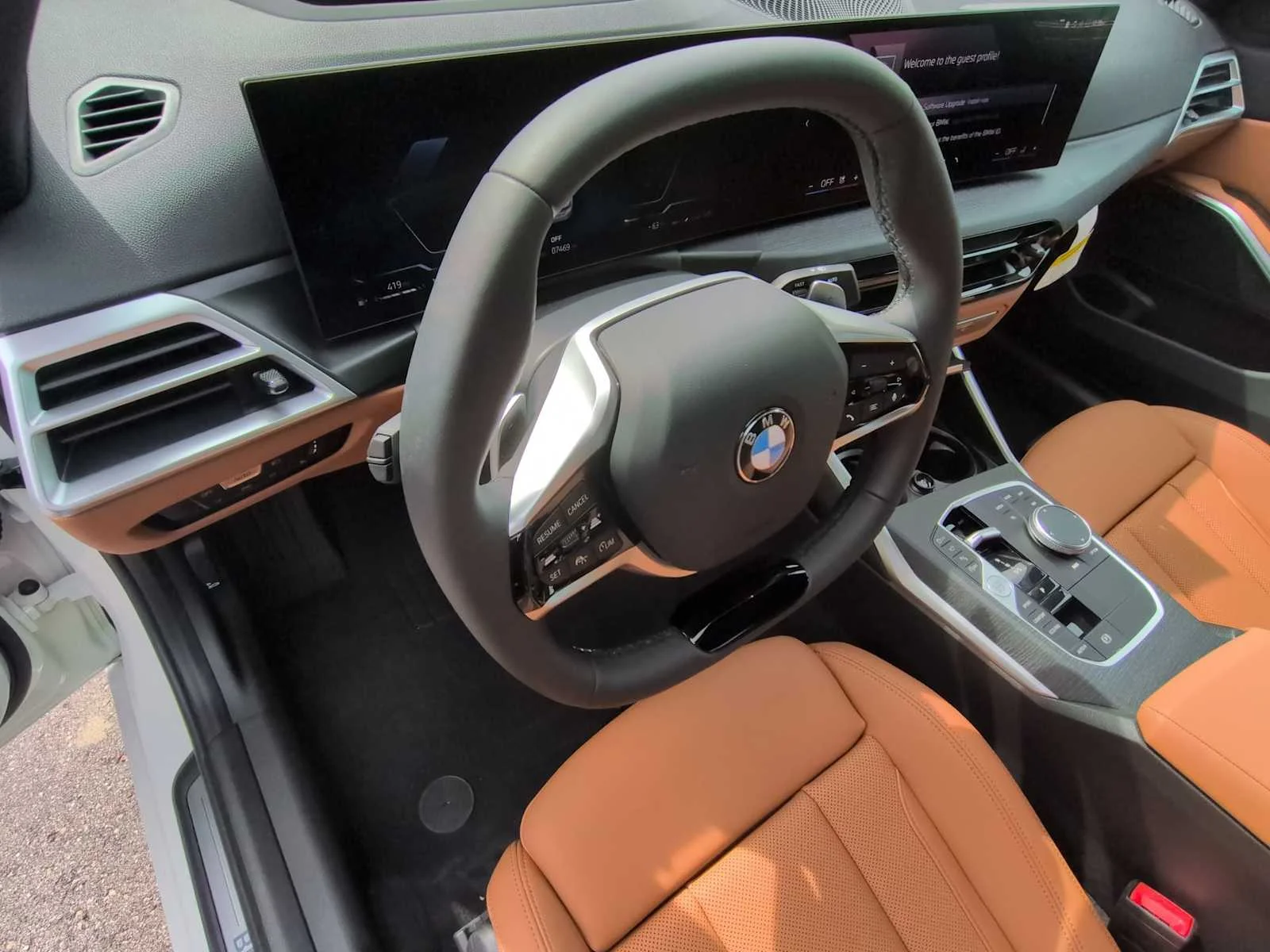 New 2025 Alpine White BMW 330i xDrive image 10