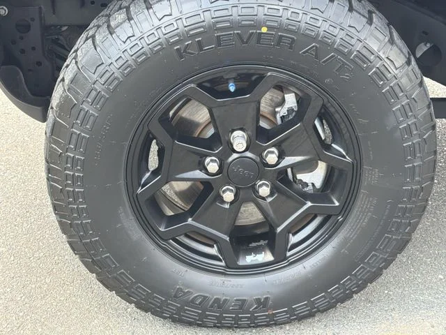 Used 2021 Blue Jeep Willys image 17