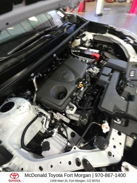Used 2025 White Toyota XLE image 24
