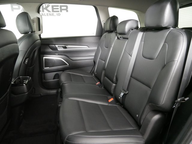 Used 2020 Everlasting Silver Kia LX image 12
