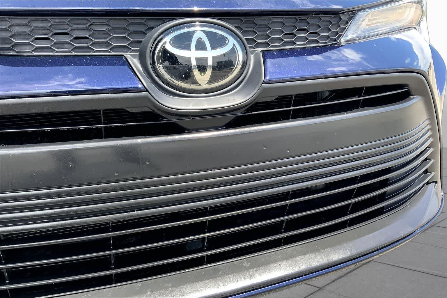 Used 2024 Blueprint Toyota LE image 29