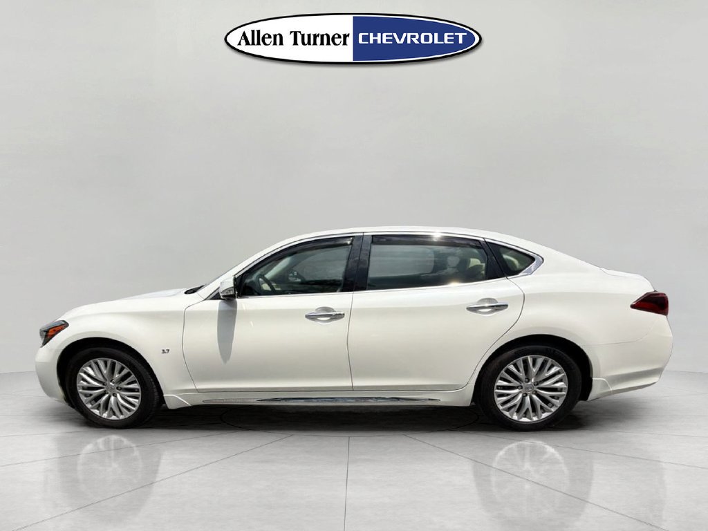 Used 2019 White INFINITI 3.7 image 6