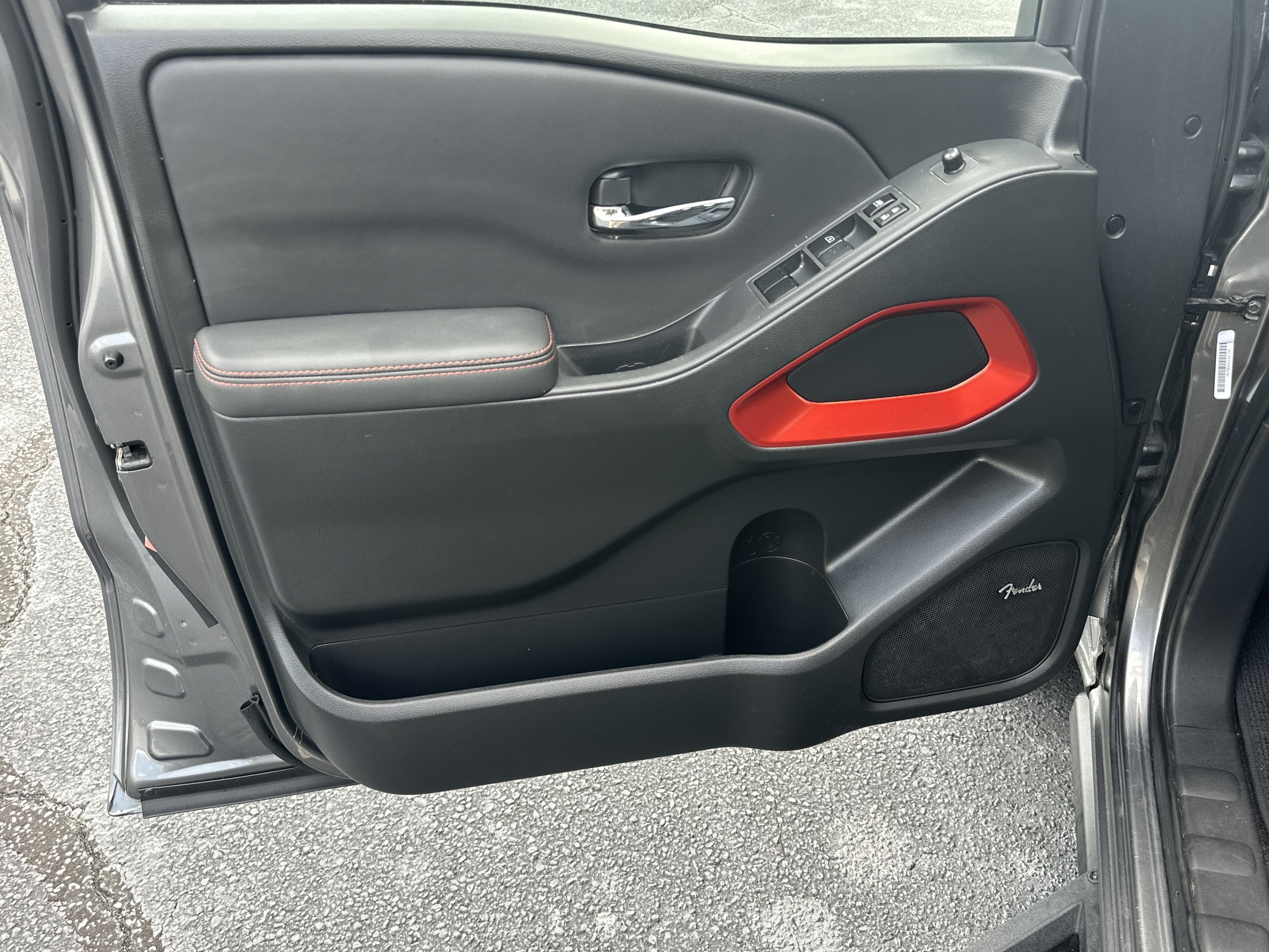 Used 2024 Gun Metallic Nissan PRO-X image 11