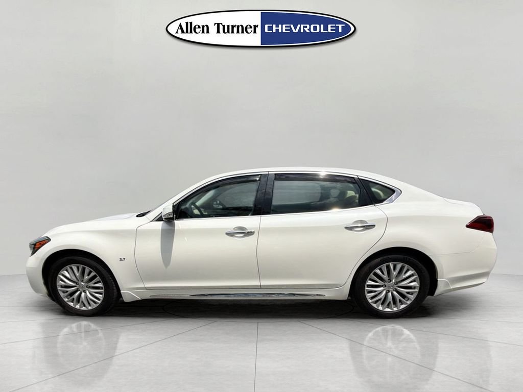 Used 2019 White INFINITI 3.7 image 6