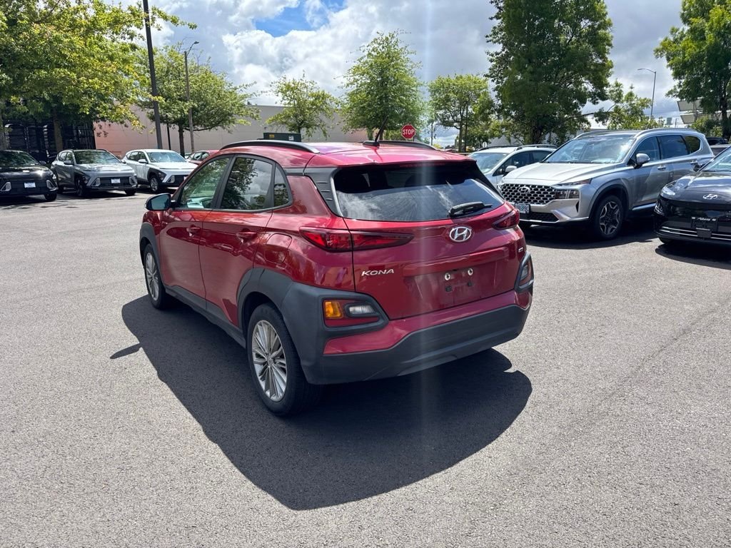 Used 2021 Red Hyundai SEL image 3
