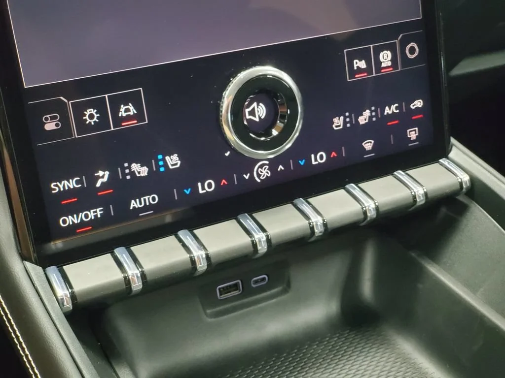 2027 GMC Terrain Denali - Photo 17