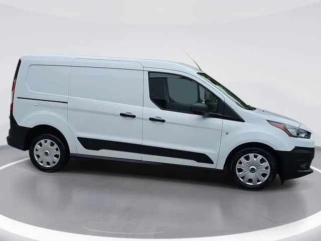 Used 2023 White Ford XL image 4