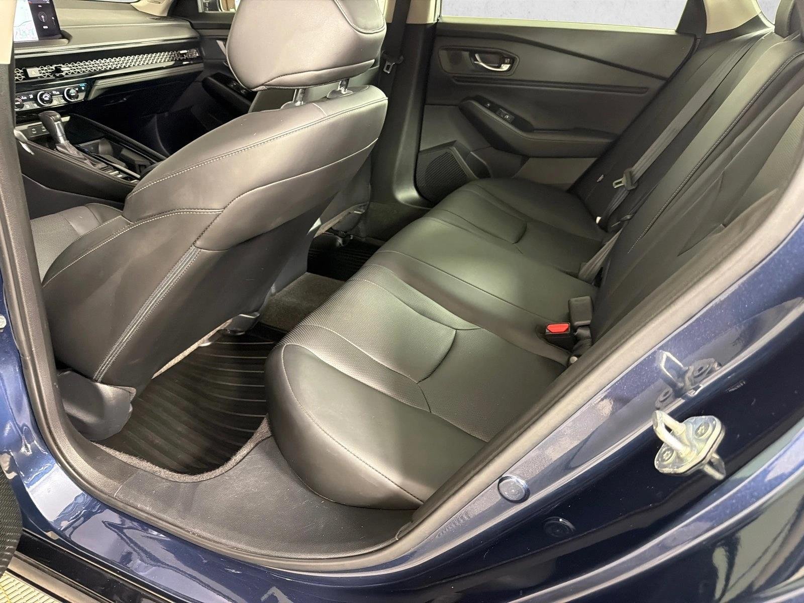 Used 2023 Canyon River Blue Metallic Honda Touring image 22