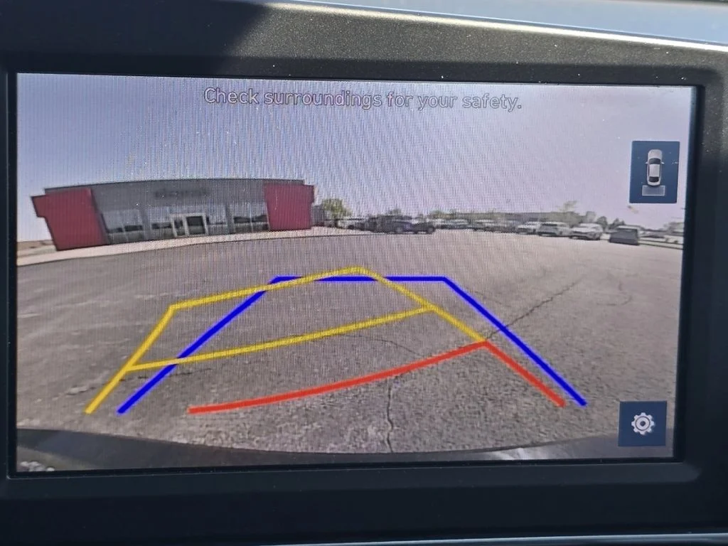 Used 2022 Black Hyundai SEL image 5