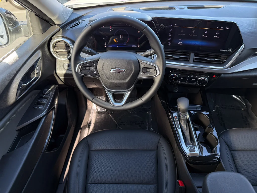 Used 2026 Summit White Chevrolet ACTIV image 21