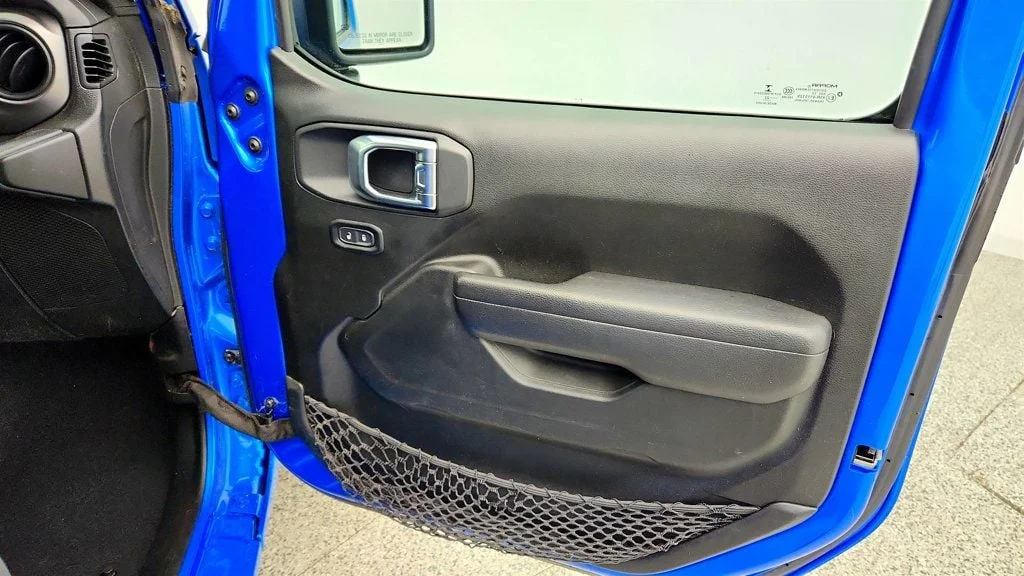 Used 2022 Hydro Blue Pearlcoat Jeep Unlimited Sport S 4x4 image 26