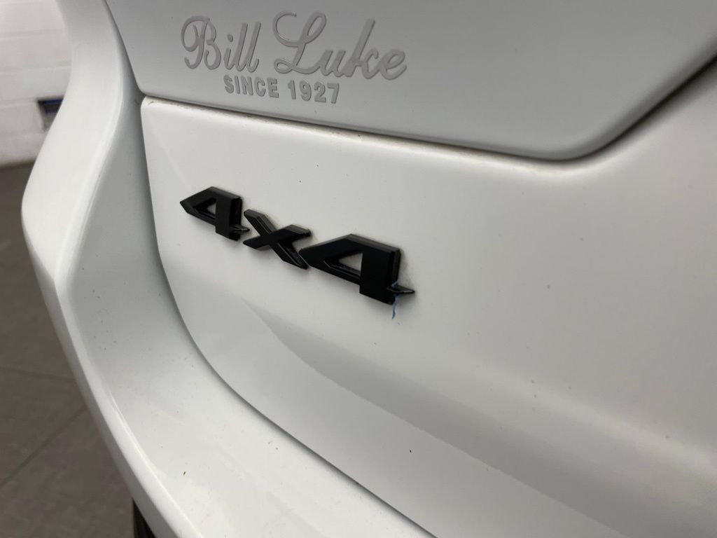 Certified Used 2023 White Jeep Altitude X image 7