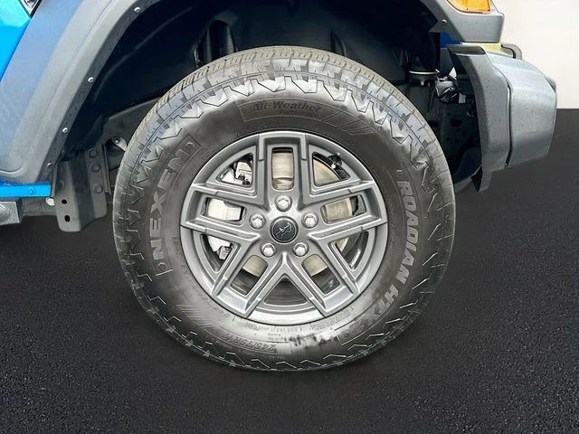 Certified Used 2024 Blue Jeep Sport S image 31