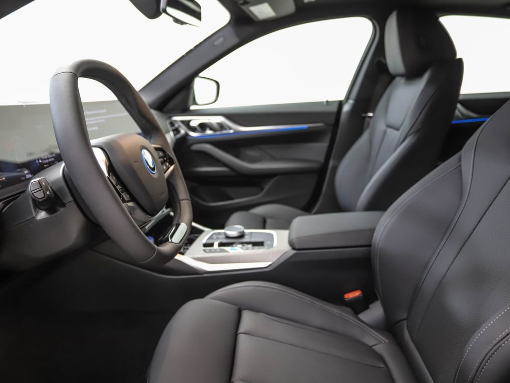 2025 BMW i4 40 - Photo 10