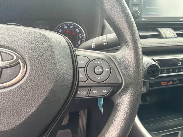 Used 2022 Silver Sky Metallic Toyota LE image 23