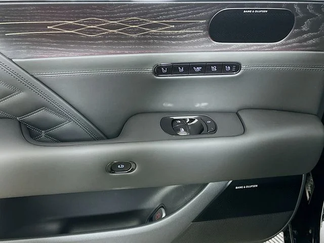 New 2026 Genesis G90 3.5T e-SC