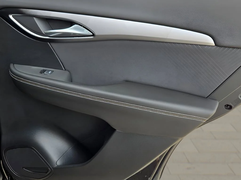 2025 Buick Envision Sport Touring - Photo 8