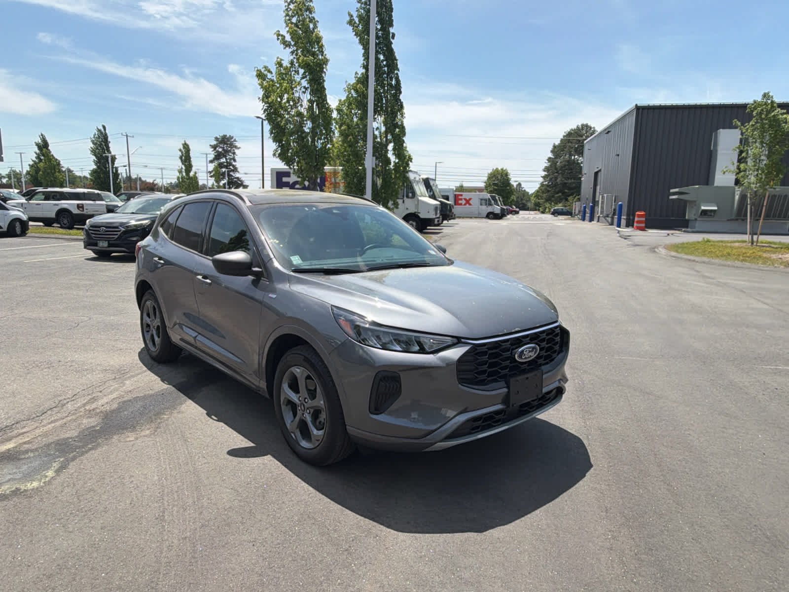 Used 2024 Carbonized Gray Metallic Ford ST-Line image 3