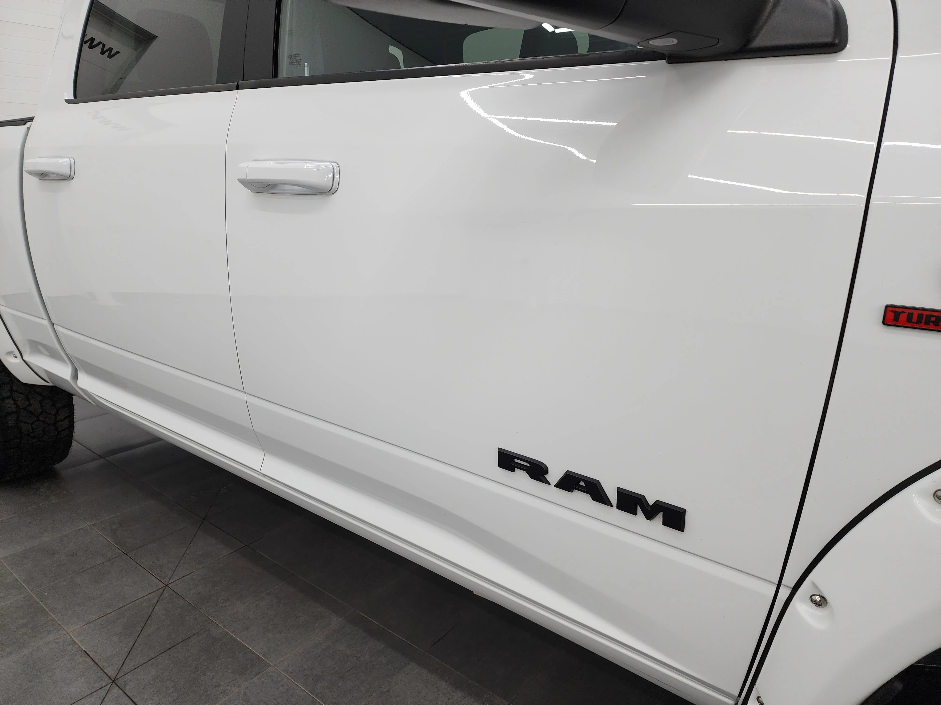Used 2022 Bright White Clearcoat Ram Big Horn image 25