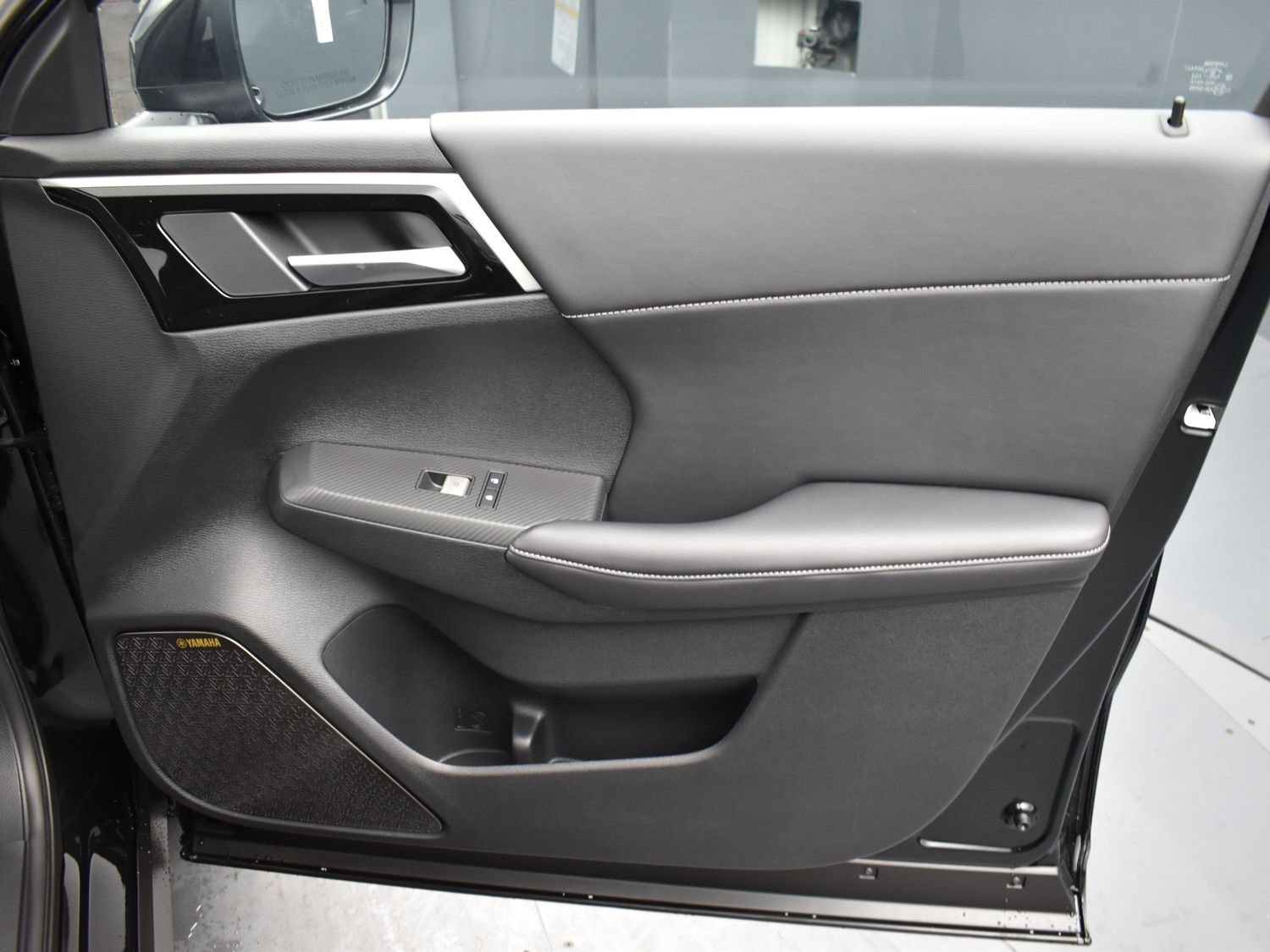 New 2026 Black Diamond Mitsubishi SE 1.5T 2WD image 6