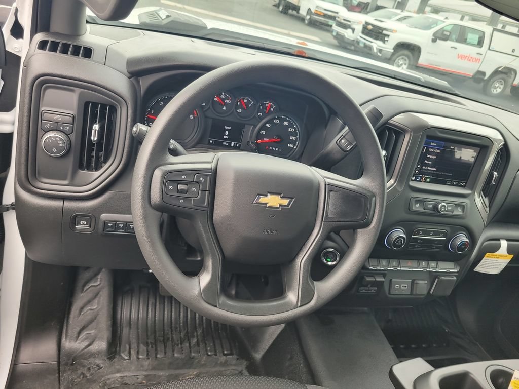 2025 Chevrolet Silverado 3500 HD Chassis Cab Work Truck view 15