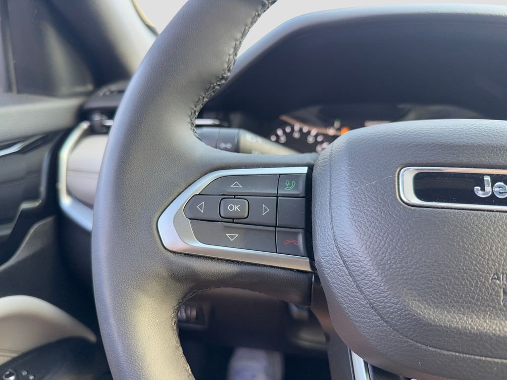 Used 2025 Blue Jeep Limited image 17