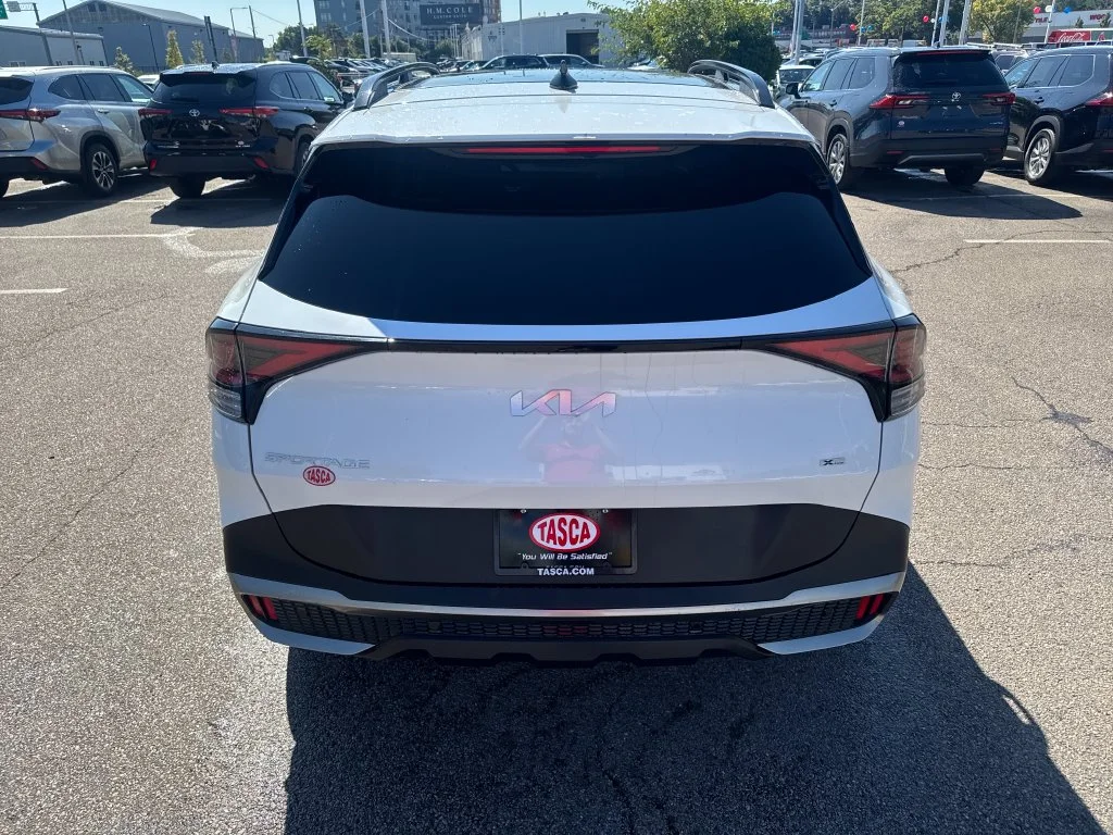 Used 2023 White Kia X-Line image 6
