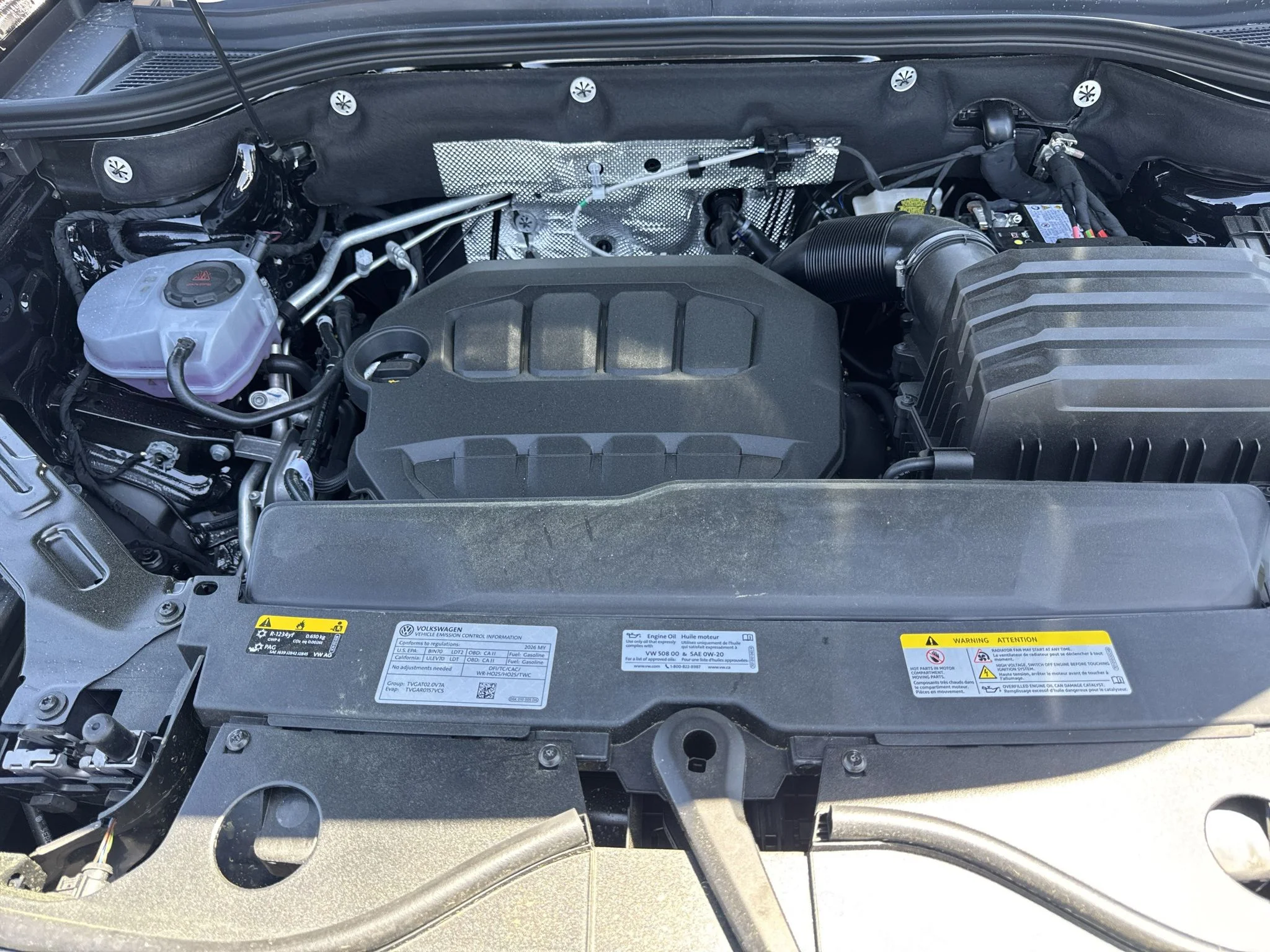 New 2026 Deep Black Pearl Volkswagen 2.0T SEL image 34