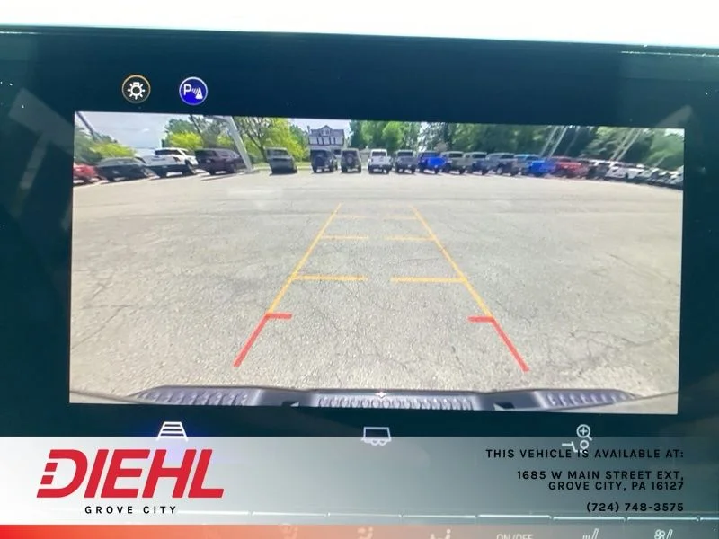 Used 2025 Gray Chevrolet ZR2 image 44