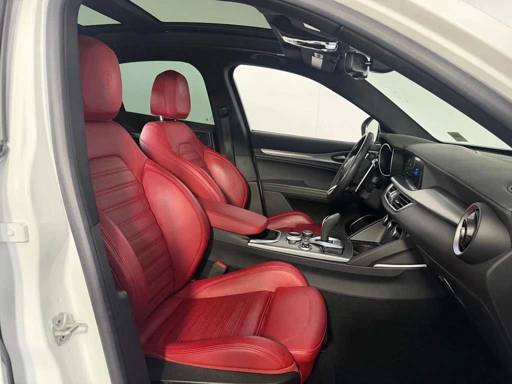 Certified Used 2023 White Alfa Romeo Veloce image 37