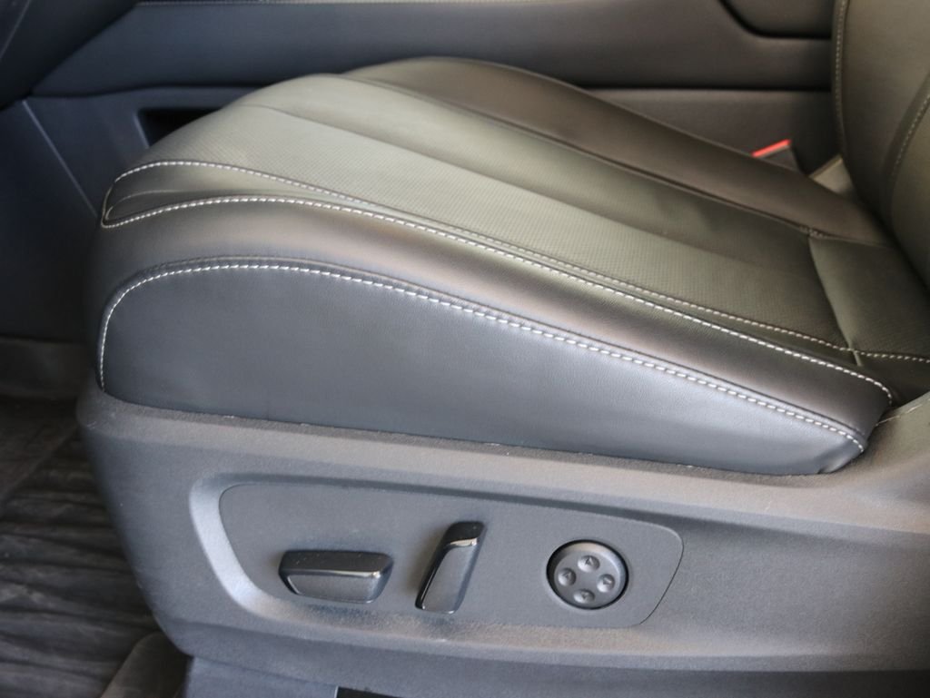 Certified Used 2025 Black INFINITI PURE image 29