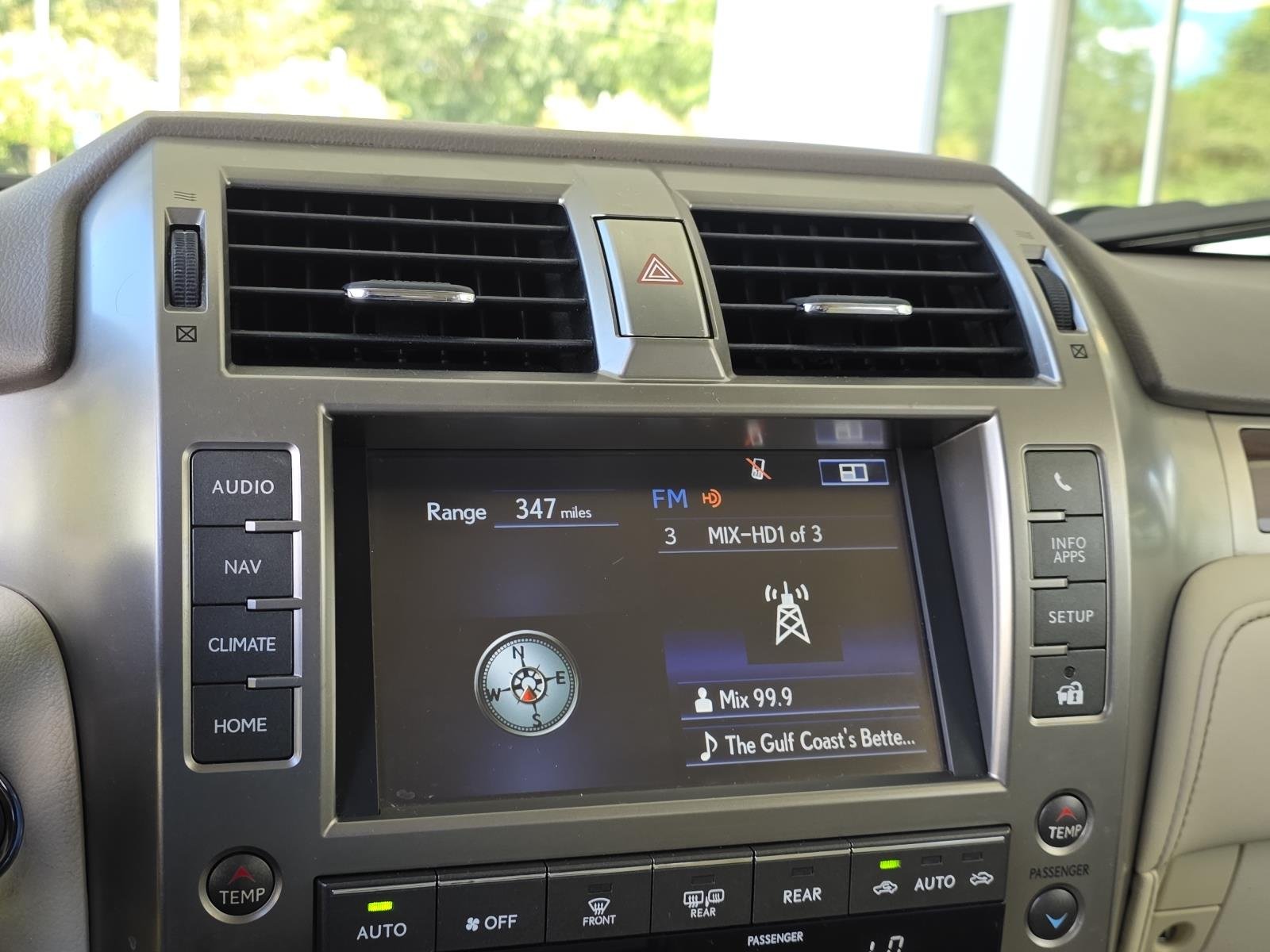 Used 2017 Silver Lexus 460 image 18