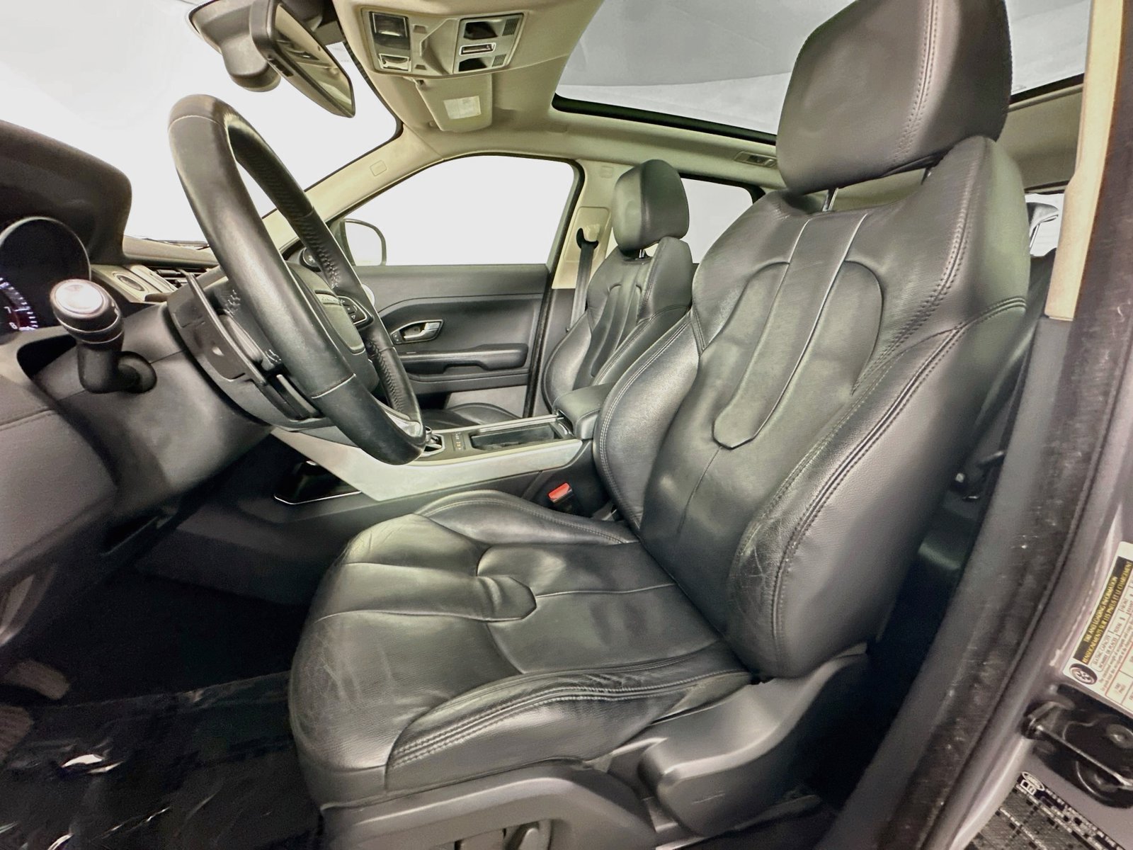 Used 2013 Gray Land Rover Pure image 22