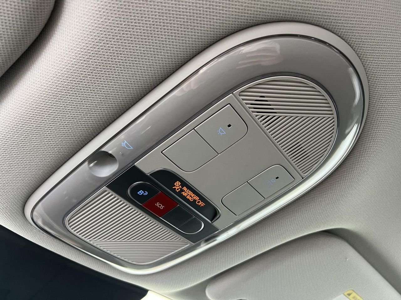 New 2026 Abyss Black Hyundai SE image 20