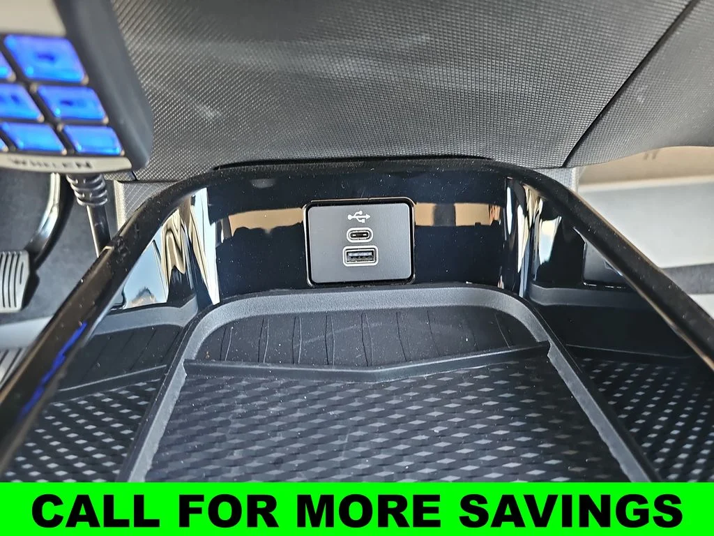 2025 Ford Mustang Mach-E Select - Photo 25
