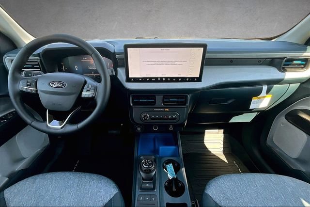 New 2026 Azure Gray Metallic Tri-Coat Ford XLT image 5
