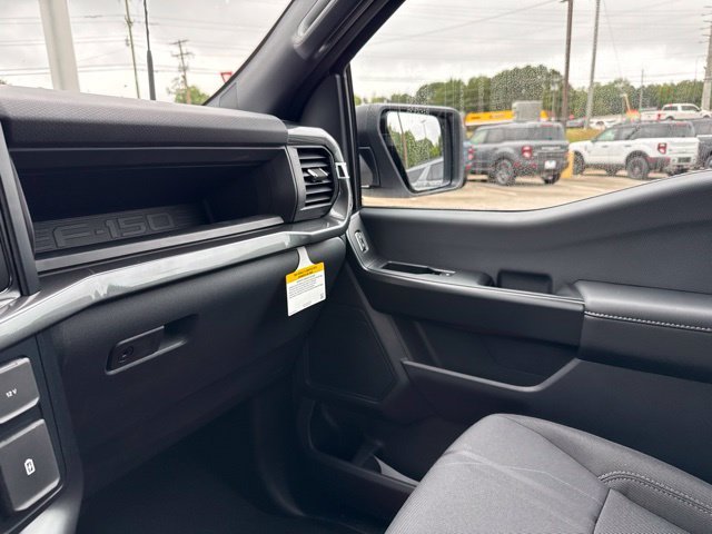 New 2026 Oxford White Ford STX image 31