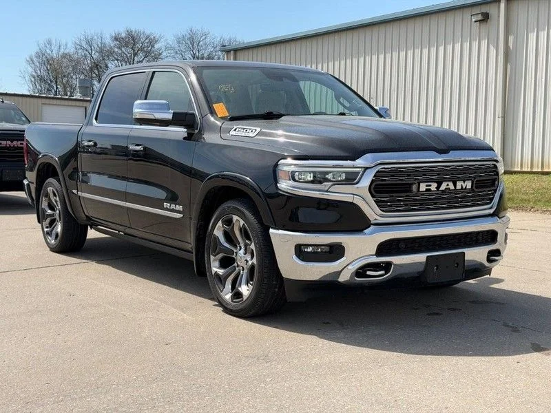 2019 RAM 1500 Limited 4x4 Crew Cab 5'7's photo