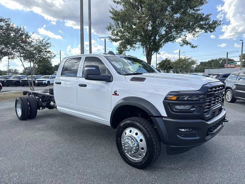 2026 RAM 4500 Tradesman 4X4 Crew Cab DRW 197" WB's photo
