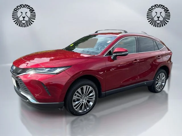 Used 2023 Pearl Toyota XLE image 1