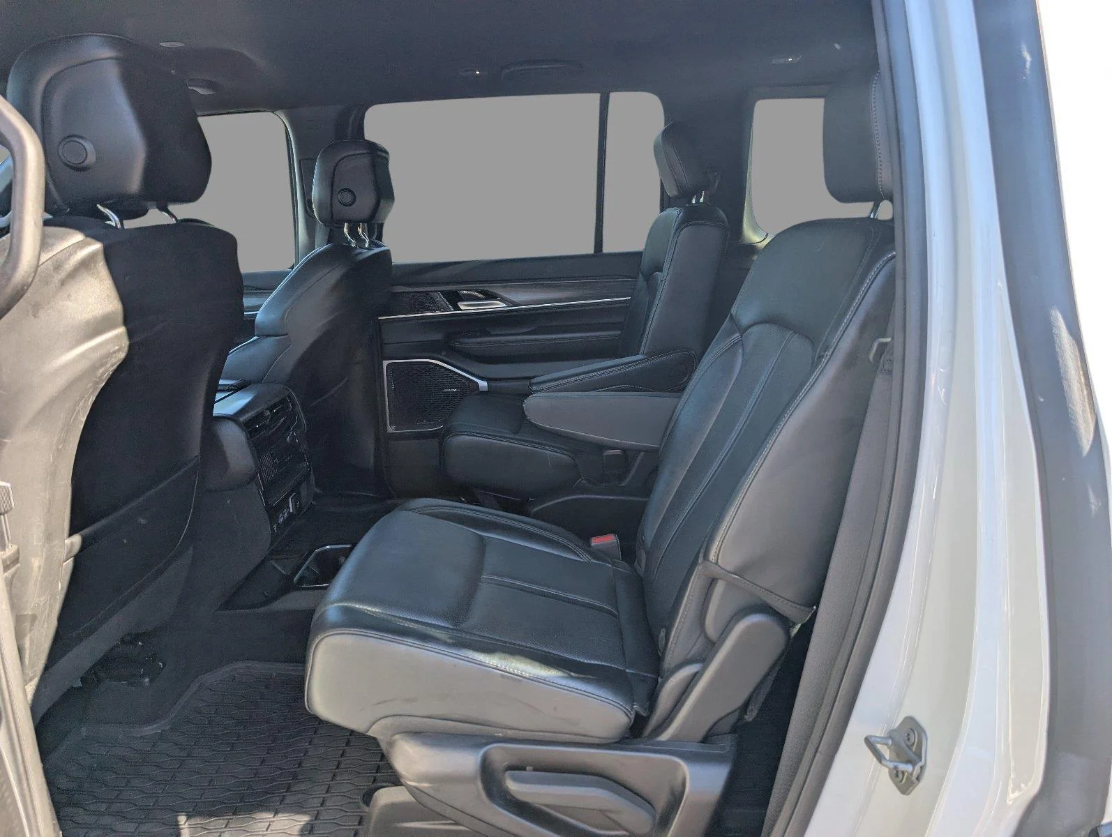 Used 2024 Bright White Clearcoat Jeep Series III image 35