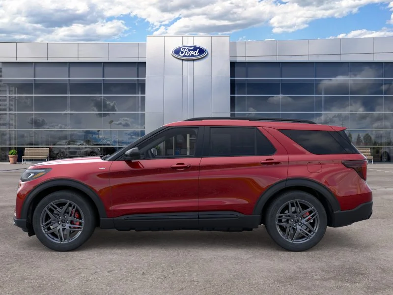 New 2026 Rapid Red Metallic Tinted Clearcoat Ford ST-Line image 3