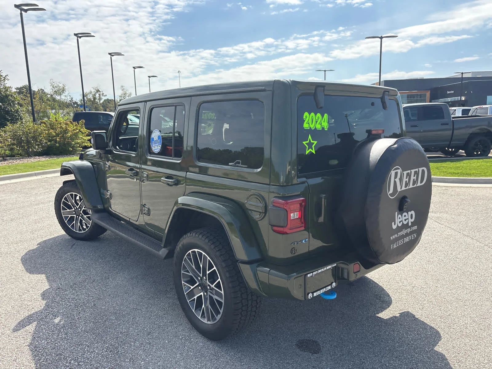 Used 2024 Sarge Green Clearcoat Jeep High Altitude image 8
