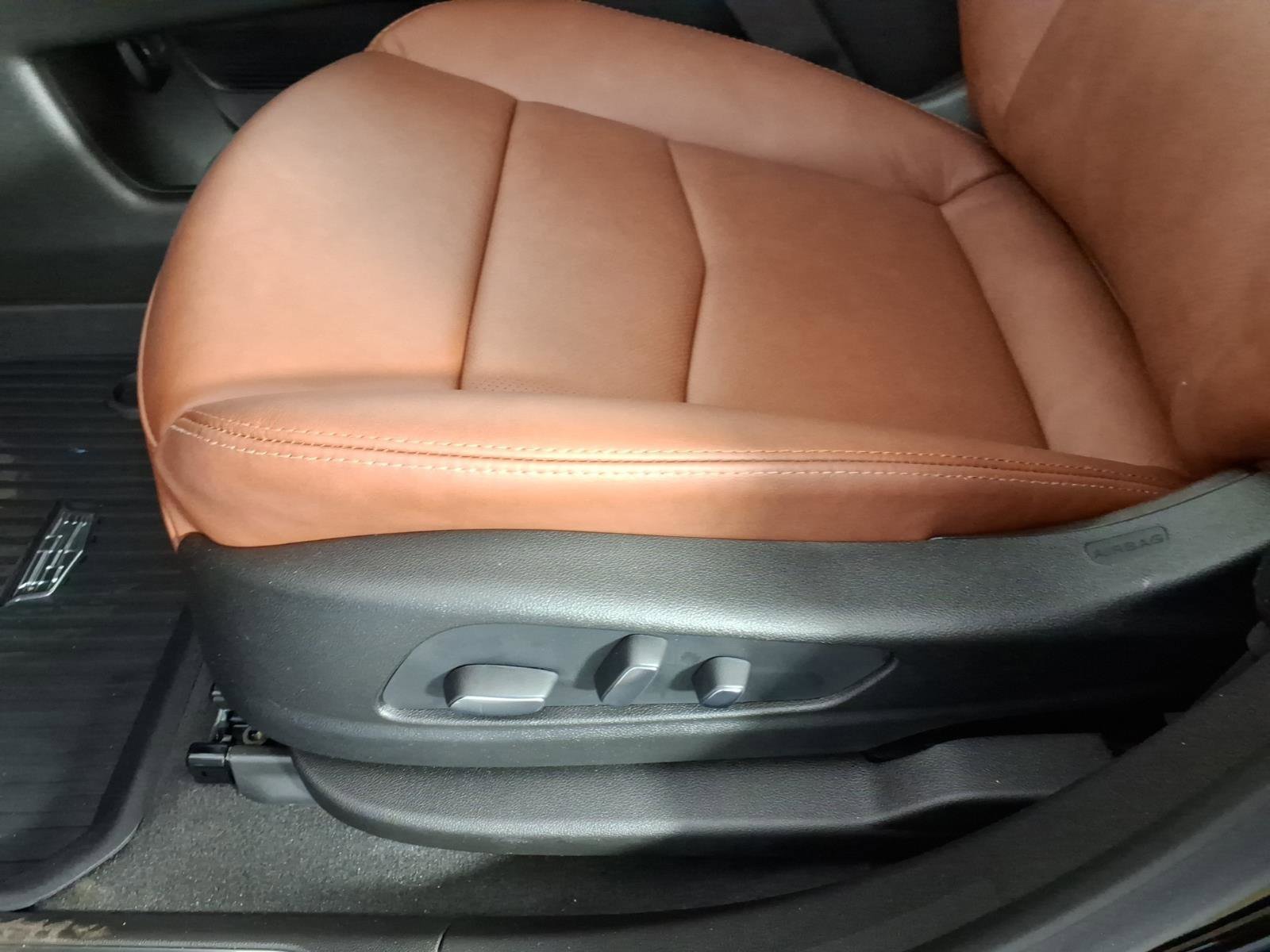 2026 Cadillac XT5 Premium Luxury - Photo 14