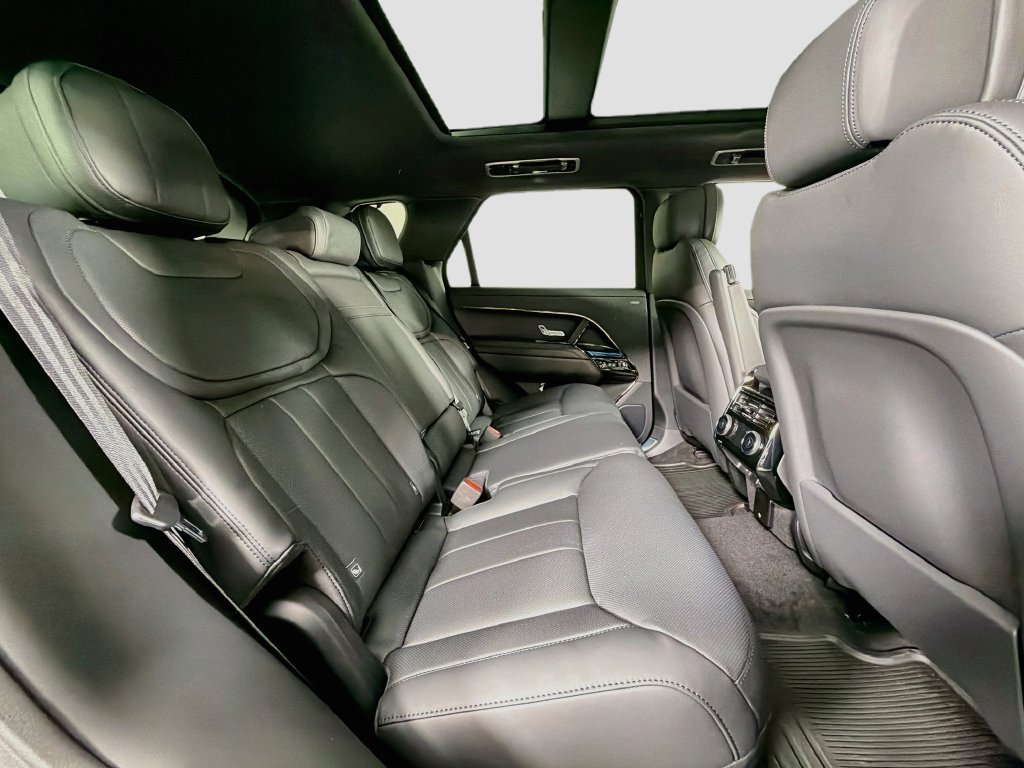 New 2027 Carpathian Grey Land Rover Dynamic SE P400 image 29